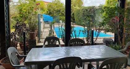 Amazing water front condo with AC in Les Trois-Îlets, Pointe du bout