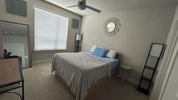 1 室のベッドルーム、アイロン / アイロン台、WiFi、ベッドシーツ