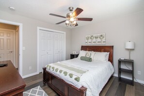 3 bedrooms, iron/ironing board, free WiFi, bed sheets
