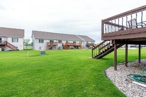 Exterior - King I Patio I Garage I Self-Checkin I Smart TVs (West Fargo)