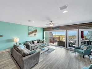 Unclassified image, 2 of 34, button