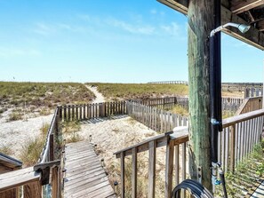 Unclassified image, 2 of 47, button