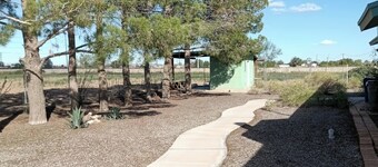 Spacious Yet Cozy Retreat - Perfect For Families and Friends