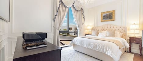 4 habitaciones, tabla de planchar con plancha, internet y ropa de cama