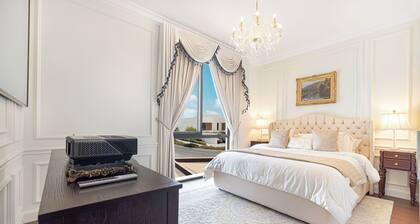 lepetit palace / 120 inch screen