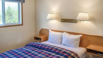 Laptop workspace, free WiFi