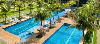 Wonderful loft in a condominium full of leisure activities and stunning beaches.