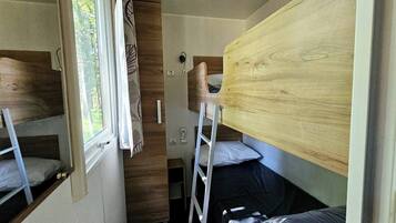 3 bedrooms