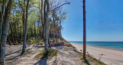 Schönes Haus mit 2 Schlafzimmern in Wytowno