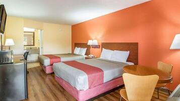 Desk, laptop workspace, iron/ironing board, free WiFi