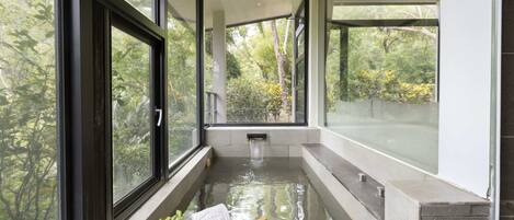 Superior Villa | Bathroom | Separate tub and shower, spring water tub, rainfall showerhead