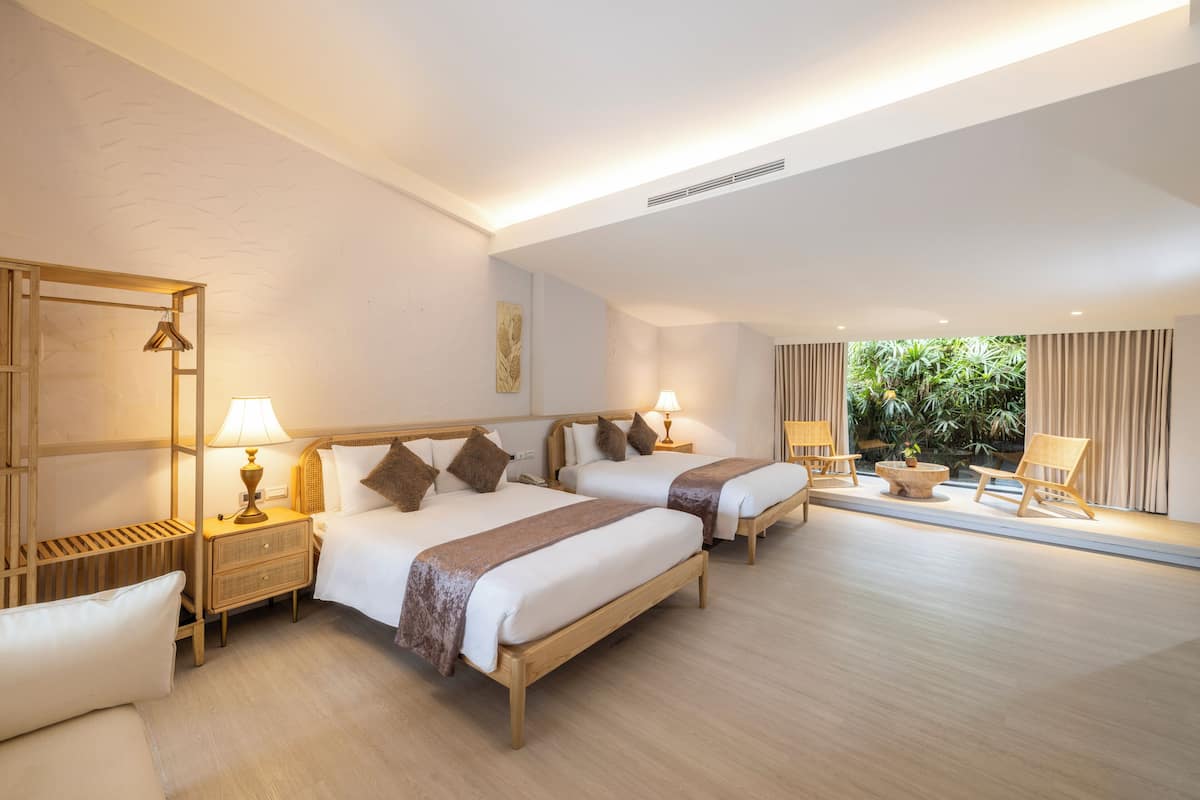 Japanese-style Quadruple Room, Mountain View | Down comforters, free minibar, in-room safe, desk