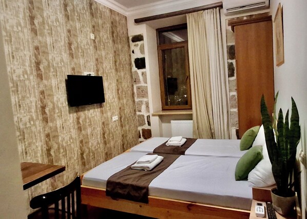 1 soverom, strykejern/-brett, wi-fi og sengetøy