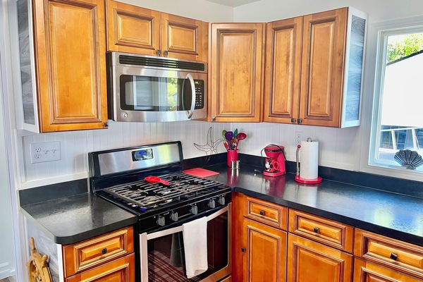 Mikrobølgeovn, ovn, kogeplade, opvaskemaskine