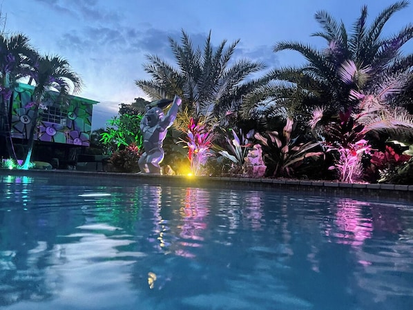 Pool