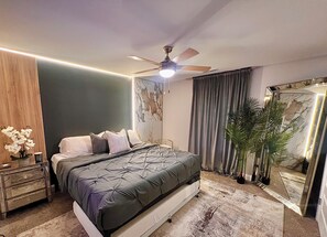 2 室のベッドルーム、アイロン / アイロン台、WiFi、ベッドシーツ