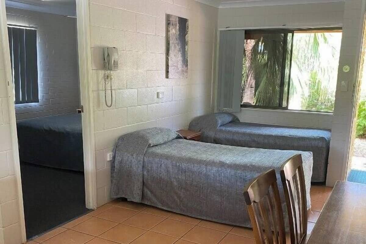 Family Room, Patio, Garden View | Iron/ironing board, free WiFi, wheelchair access
