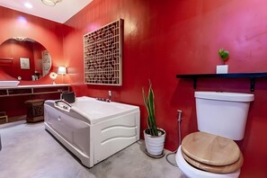 Unclassified image, 5 of 53, button