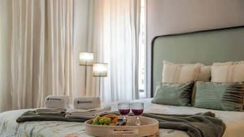 6 bedrooms, iron/ironing board, free WiFi, bed sheets