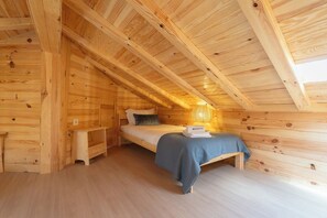 4 多间卧室、熨斗/熨衣板、免费 WiFi、床单
