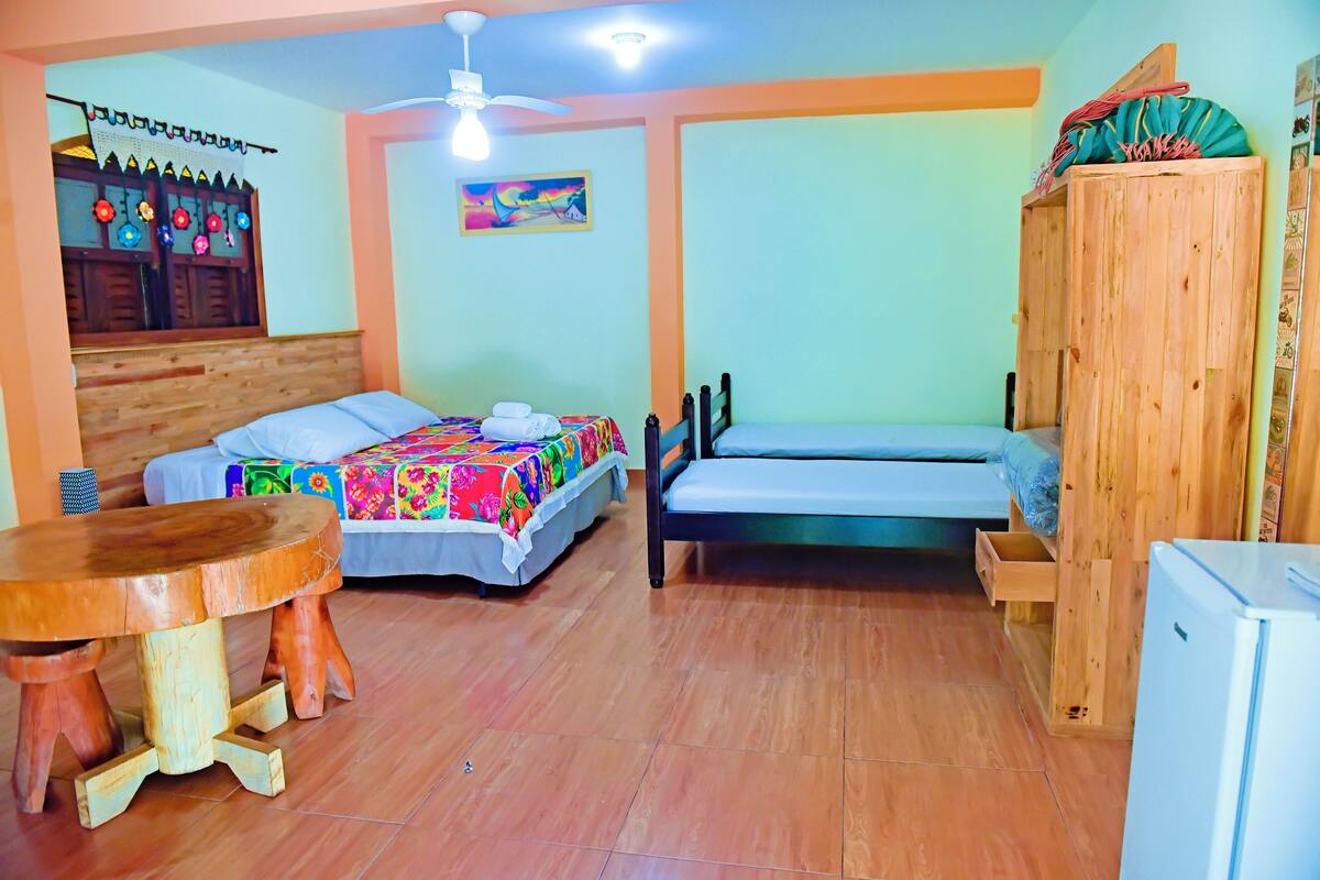 Comfort Room | Free WiFi