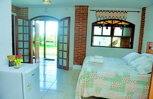 Family Room | Free WiFi