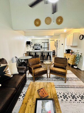 Smart TV, fireplace, DVD player, books