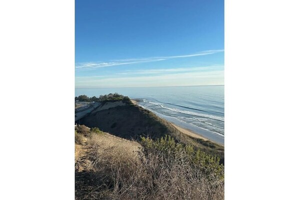 サンラウンジャー、ビーチタオル