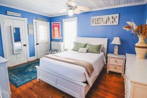 2 bedrooms, iron/ironing board, free WiFi, bed sheets