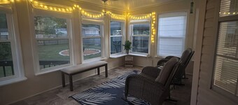 Cozy 3BR, 2 bath retreat with fire pit, pet friendly, 18 miles from Talladega!