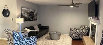 Comfy Townhome Retreat