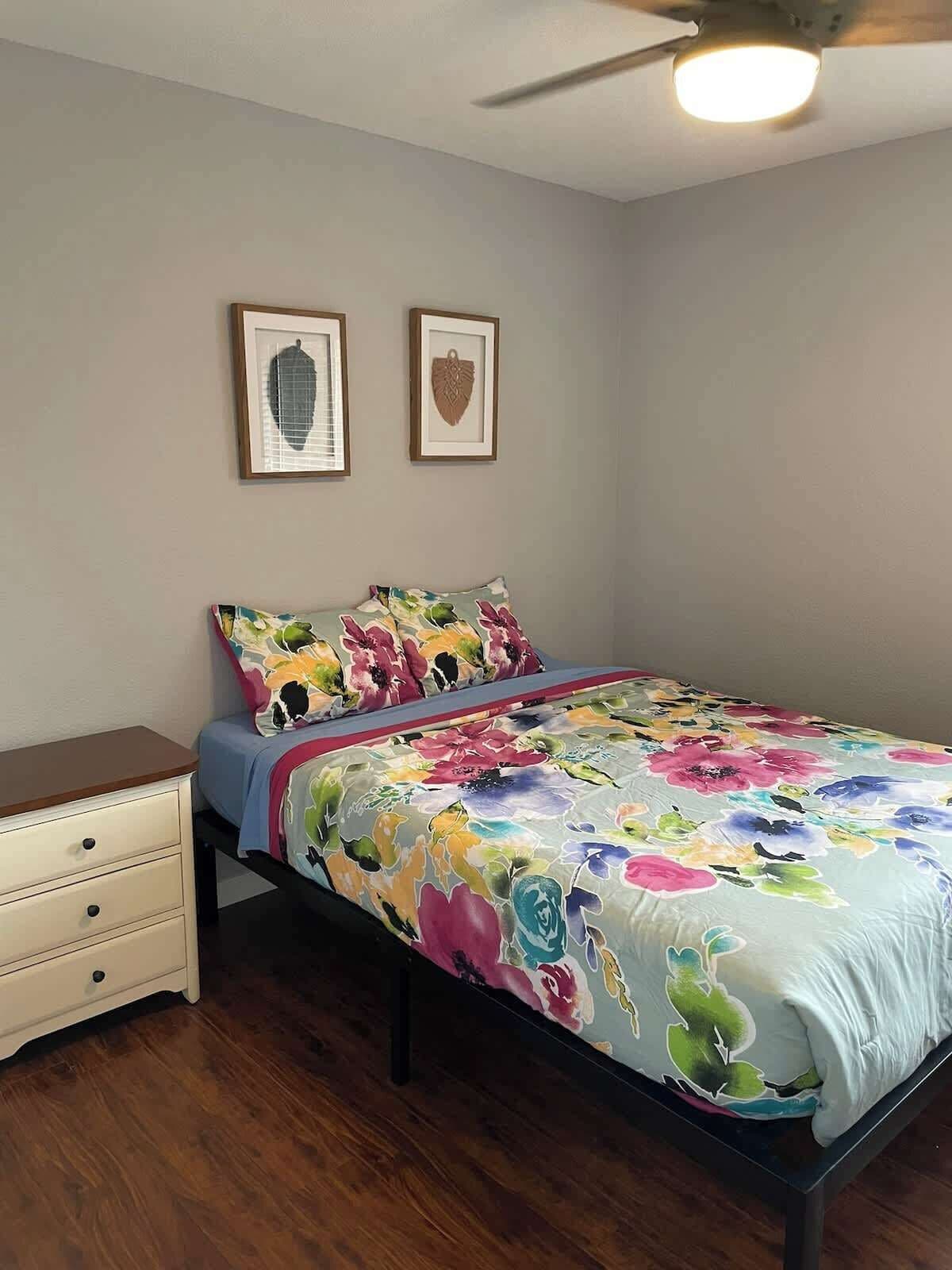 3 bedrooms, iron/ironing board, travel cot, free WiFi