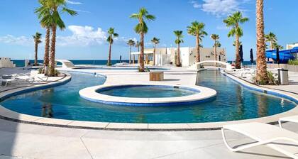 Encantame|2BR|Rooftop Pool|LazyRiver|Pickleball