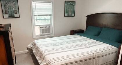 Private and Cozy House with Amenities!