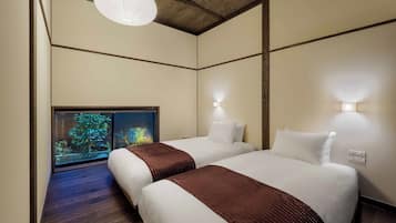 Rumah Tradisional, 4 kamar tidur, dapur, pemandangan kebun | Brankas dan didekorasi berbeda-beda