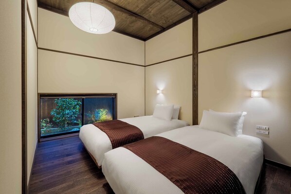 Traditional House, 4 Bedrooms, Kitchen, Garden View | In-room safe, individually decorated, individually furnished, desk