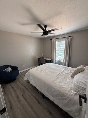2 bedrooms, WiFi, bed sheets
