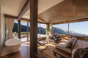 Exclusive Suite, Mountain View | Free minibar items, individually decorated, desk, laptop workspace - Qingshanyue Panorama Design Resort (Lijiang)