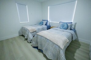 2 bedrooms, iron/ironing board, WiFi, bed sheets
