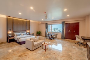 Deluxe Room | Free WiFi