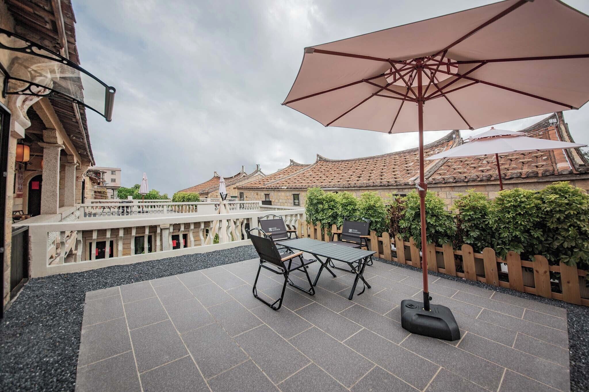 Standard Twin Room | Terrace/patio