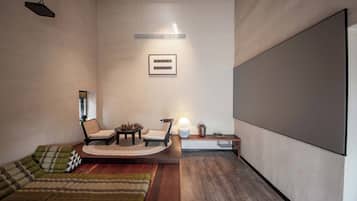 Superior Double Room | Individually decorated, individually furnished, blackout drapes