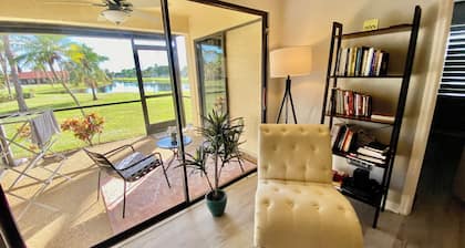 Serene Haven of Peace villa in Naples close to Downtown Fifth Avenue- 2 bedrooms