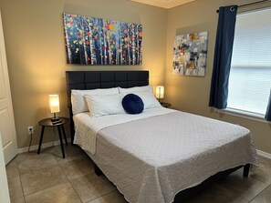 2 quartos, escrivaninha, Wi-Fi de cortesia, roupa de cama