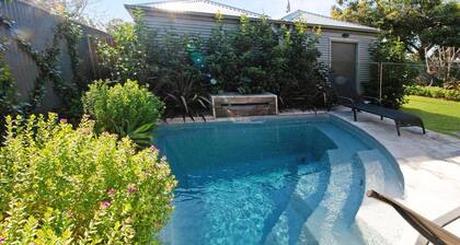 Lilly Pilly House luxury and convenience