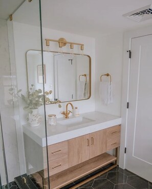 Towels, soap, toilet paper