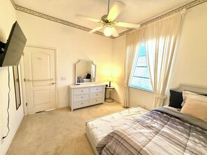 3 bedrooms, iron/ironing board, free WiFi, bed sheets
