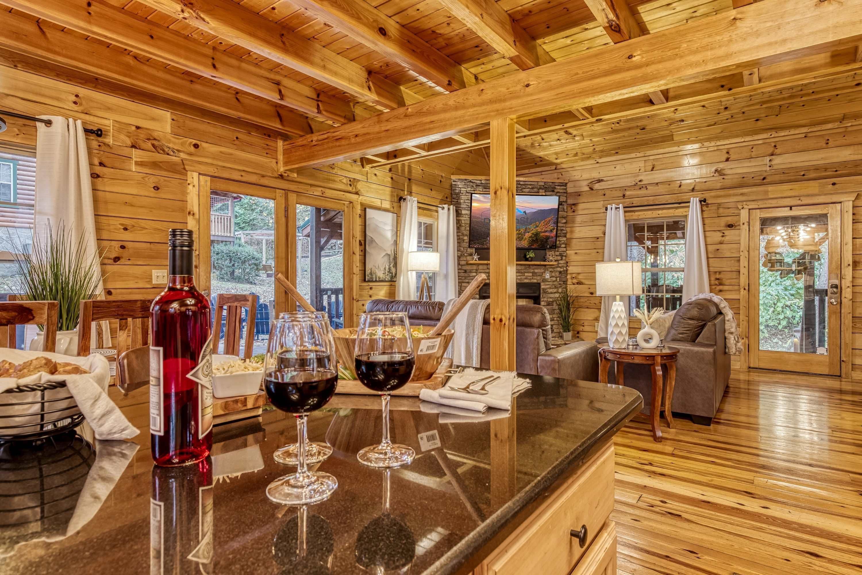 Suite, Accessible | 5 bedrooms, Internet