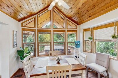 Coastal condo with stunning views, a cozy loft, private deck and hot tub