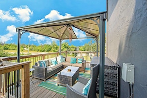 Standard Chalet, 5 Bedrooms, Non Smoking, Mountain View | Terrace/patio